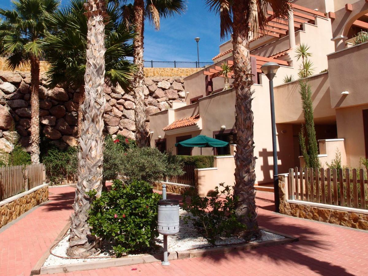 Apartamento Tranquilo Cerca De Buena Piscina Y Con Buen Aire Acondicionado 阿桂拉斯 外观 照片