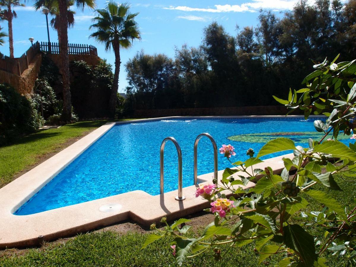 Apartamento Tranquilo Cerca De Buena Piscina Y Con Buen Aire Acondicionado 阿桂拉斯 外观 照片
