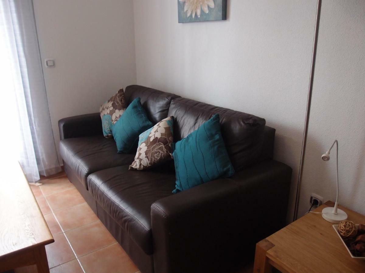 Apartamento Tranquilo Cerca De Buena Piscina Y Con Buen Aire Acondicionado 阿桂拉斯 外观 照片