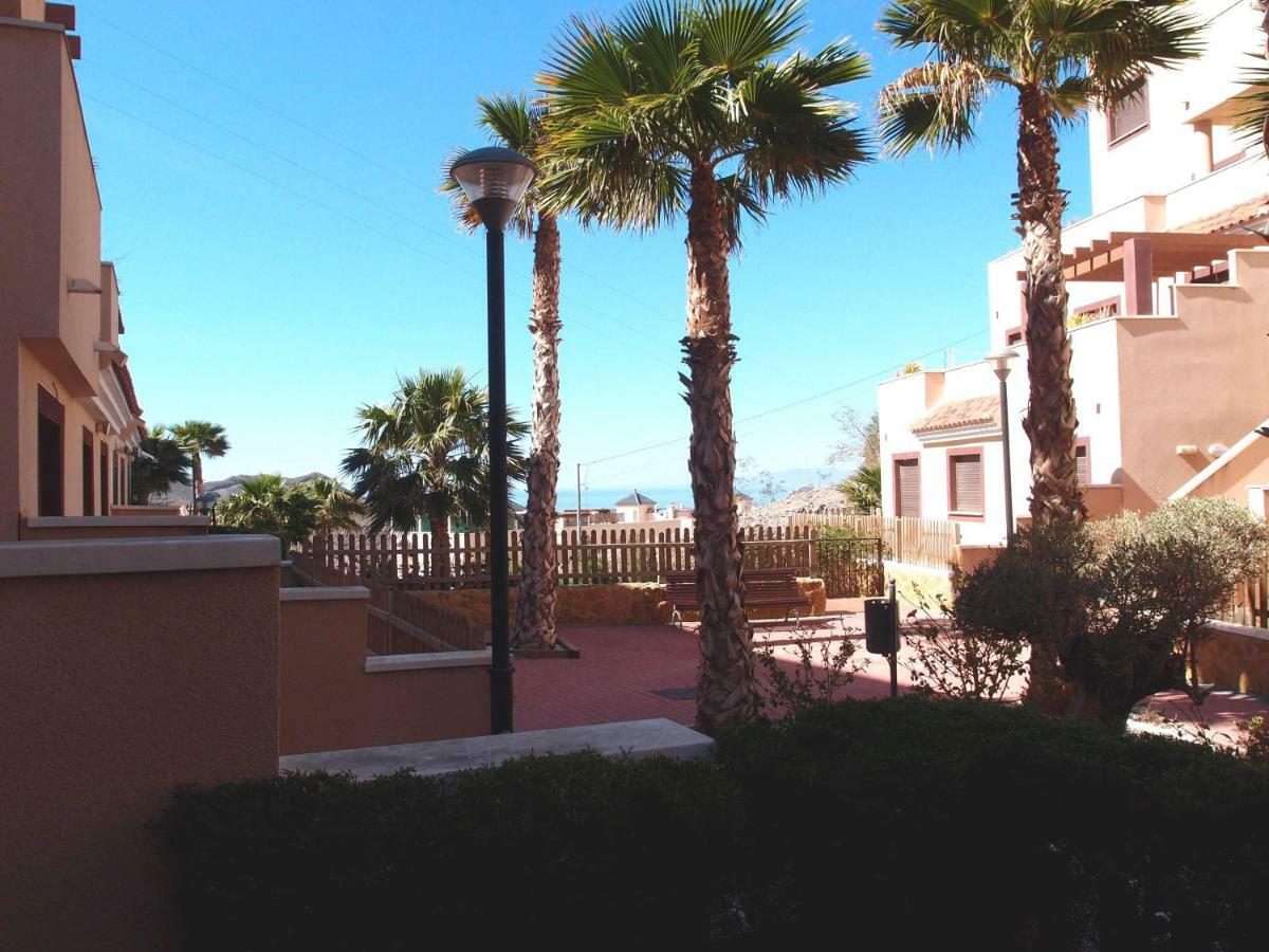 Apartamento Tranquilo Cerca De Buena Piscina Y Con Buen Aire Acondicionado 阿桂拉斯 外观 照片