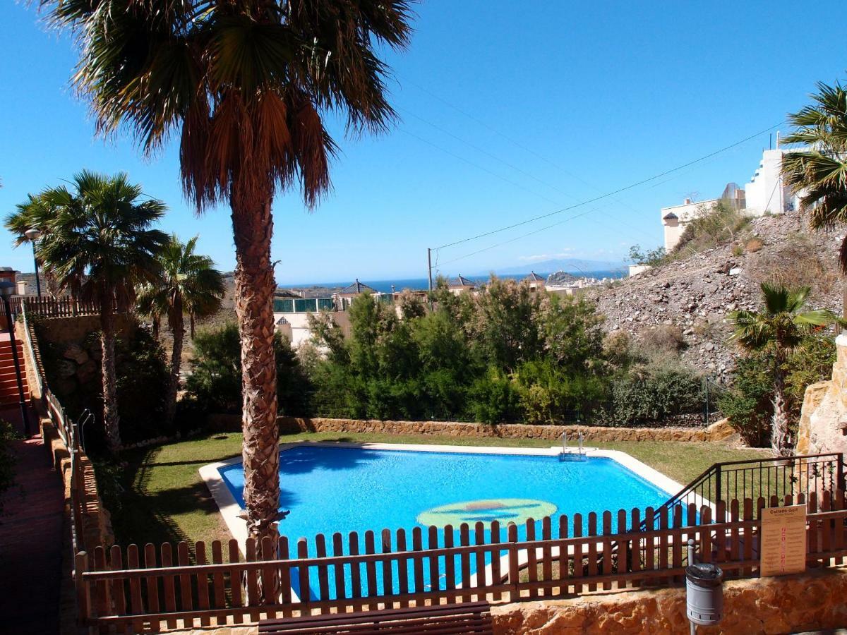 Apartamento Tranquilo Cerca De Buena Piscina Y Con Buen Aire Acondicionado 阿桂拉斯 外观 照片